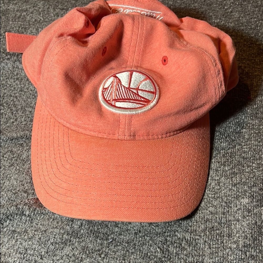 Mitchell & Ness Golden State Warriors Coral Baseball Cap with Embroidered Logo